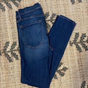 Frame Le High Skinny in Cobain